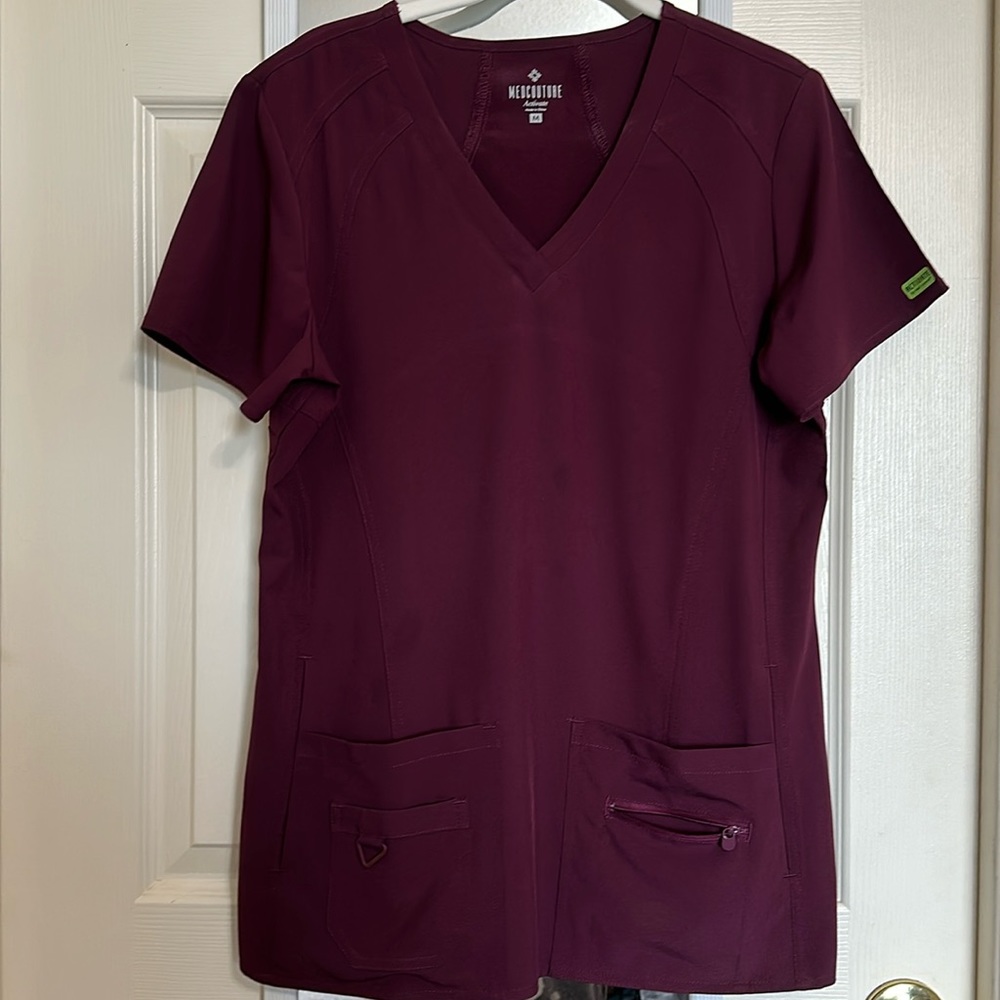 Medcouture active scrubs top